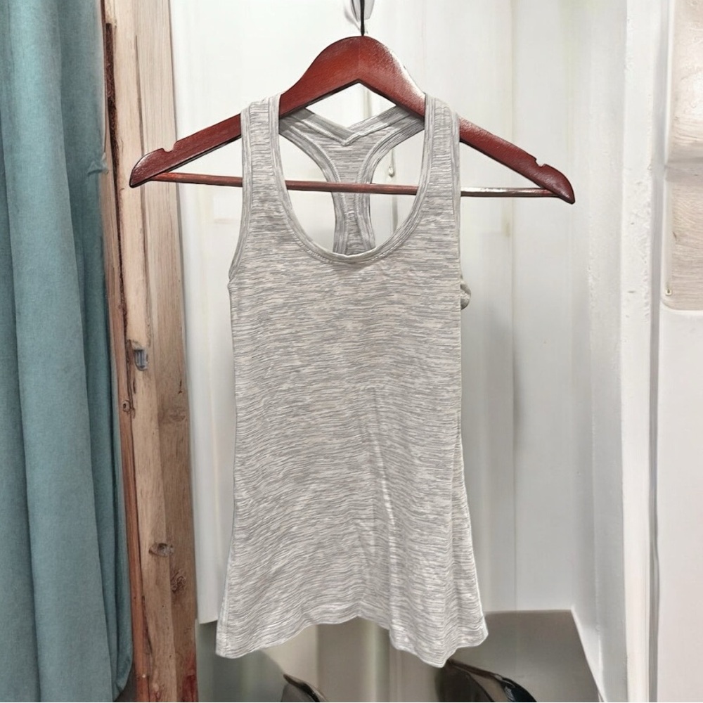 LULULEMON | Racerback tank - like new 4